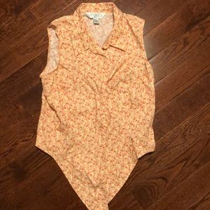 Flower cropped tank top